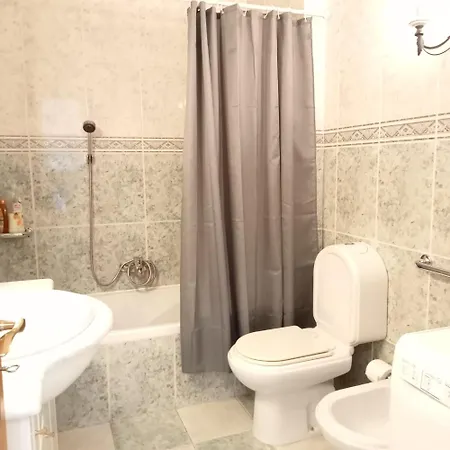 Lote 8 Casa Amarela * 拉哥斯